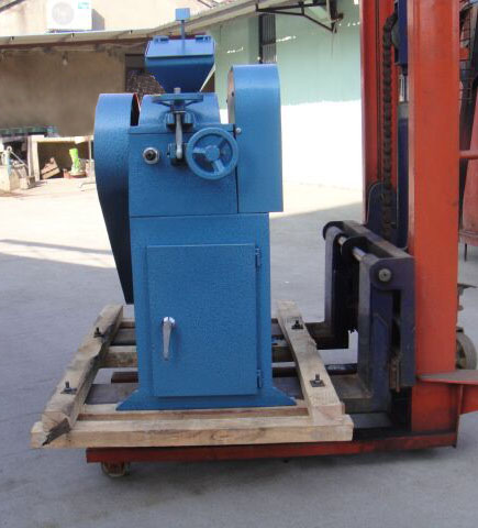 对辊破碎机的安装试车(图2)