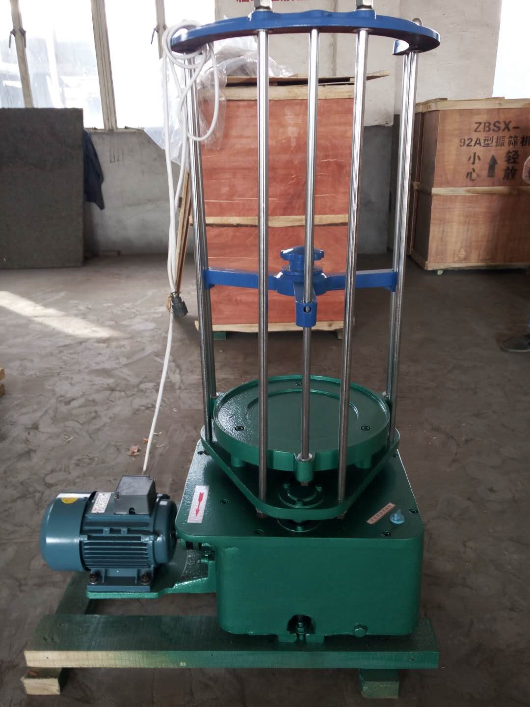 92A震击式标准振筛机配套筛子直径(图1)