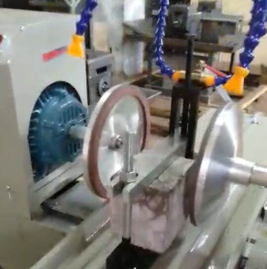 双端面磨石机日常维护说明(图2)