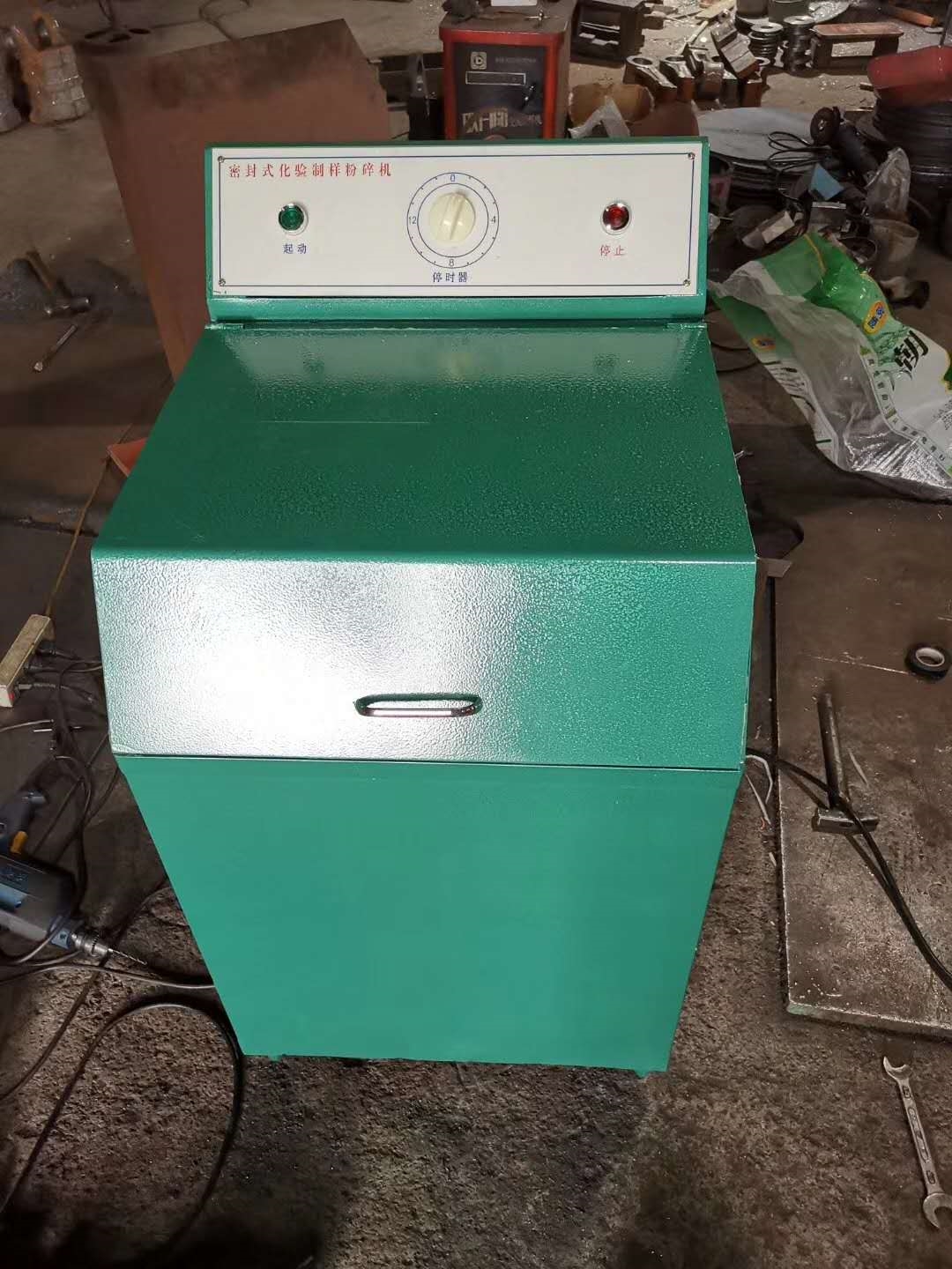 GJ-1实验室密封制样机安装试车(图1)